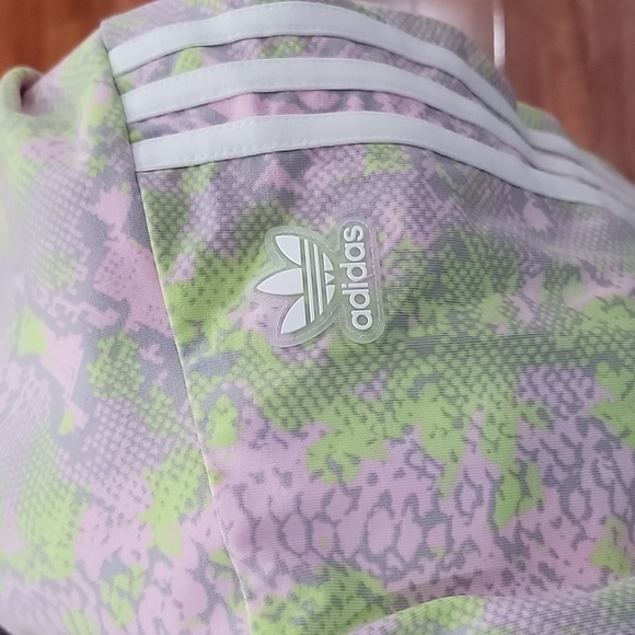 NWT size L Adidas knit bike shorts - Picture 6 of 6